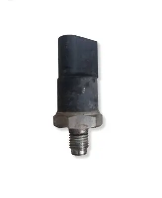 Volkswagen II LT Fuel pressure sensor 0281002354