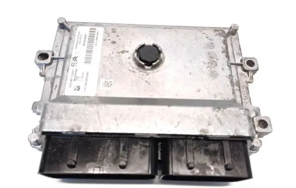 Peugeot 208 Engine control unit/module 9832694580