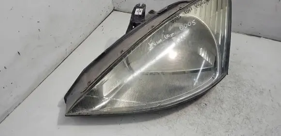 Ford Focus Headlight/headlamp