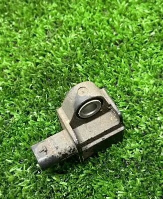 BMW M5 F90 Acceleration sensor 6861319