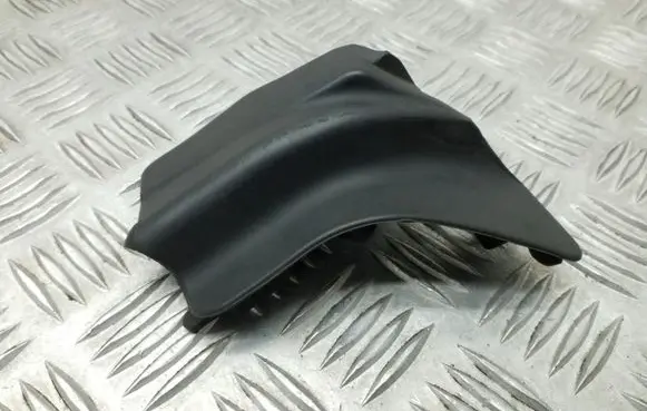 Audi TT Mk1 Wiper trim 8N0837712