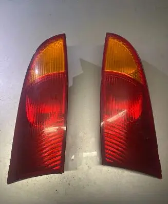 Ford Focus Rear/tail lights XS4113404A