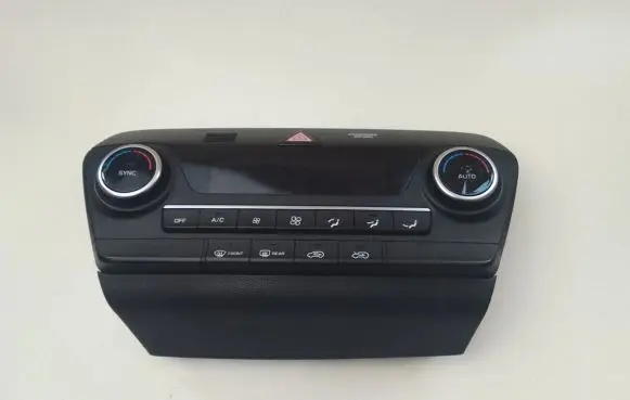Hyundai Tucson TL Air conditioner control unit module 97250D7JB0