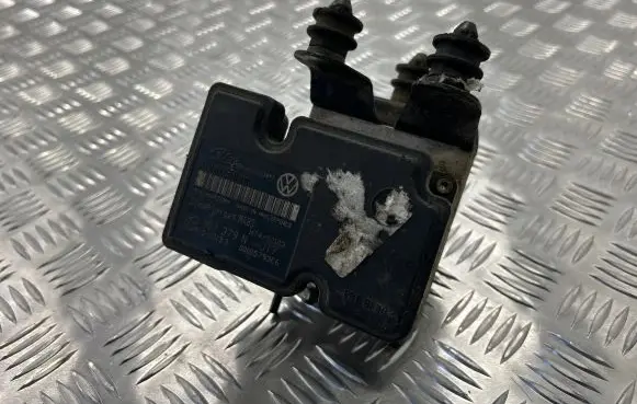 Seat Altea ABS Pump 1K0907379N