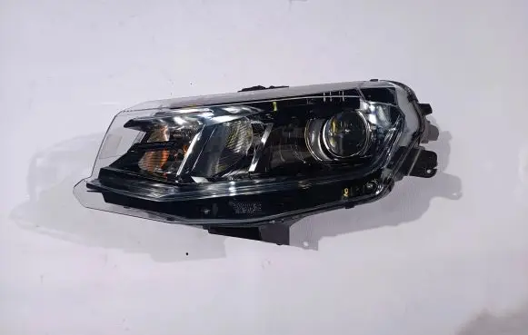 Chevrolet Camaro Headlight/headlamp 84244103