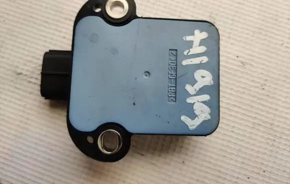 Mazda 2 Sensor 8918312040