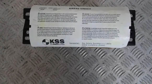 Audi A3 S3 8P Passenger airbag 8P0880202E