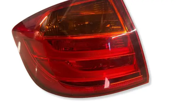 BMW 3 F30 F35 F31 Rear/tail lights 1090106 010202 6782