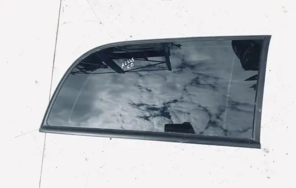 Opel Astra G Rear side window