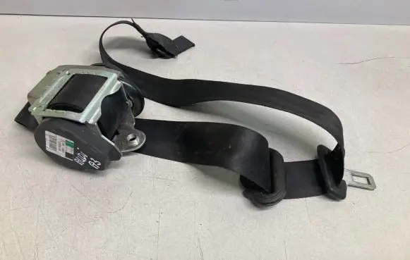 Audi A3 S3 8P Front seatbelt 604183500 8P4857706D