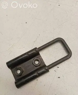 Volkswagen Transporter - Caravelle T5 Rear door lock loop/hook striker 7H0827537