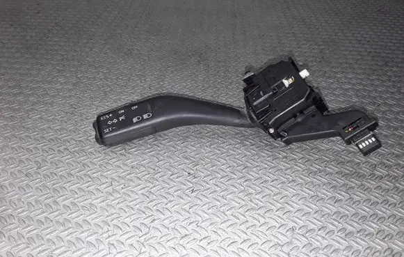 Volkswagen Touran I Indicator stalk 1K0953513A
