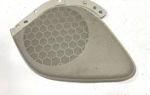 Volvo XC90 Rear door speaker cover trim 31366236