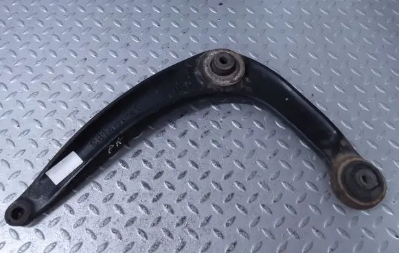 Citroen DS5 Front lower control arm/wishbone 3520Y3 1643188880 1682734880
