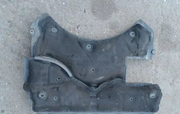 BMW X5 E53 Heat shield in engine bay 51757188421 7188421 74850610