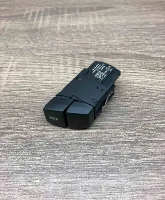 BMW X5 F15 Hazard light switch 9354186