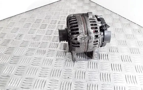 Renault Laguna II Generator/alternator 0124525049 8200262462