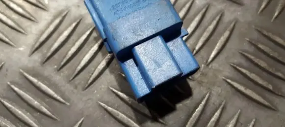 Nissan Terrano Other relay 252309F900 4RA940010-65