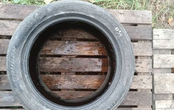 Dodge RAM 1500 DS R18 summer tire opo