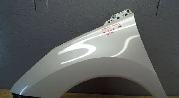 Peugeot 3008 I Fender 9682889480 9682889980