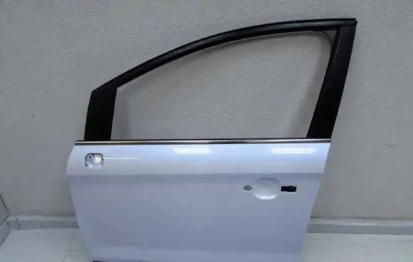 Ford Kuga I Front door 56876