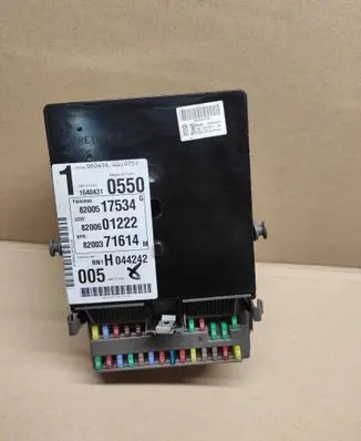 Renault Espace IV Fuse box set 8200601222 8200517534 8200371614