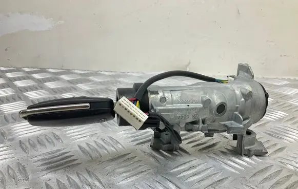 Audi A3 S3 8V Ignition lock 5Q0905865 8V0837220D 1K0905851