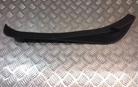Subaru Legacy Rear sill trim cover 94061AG030