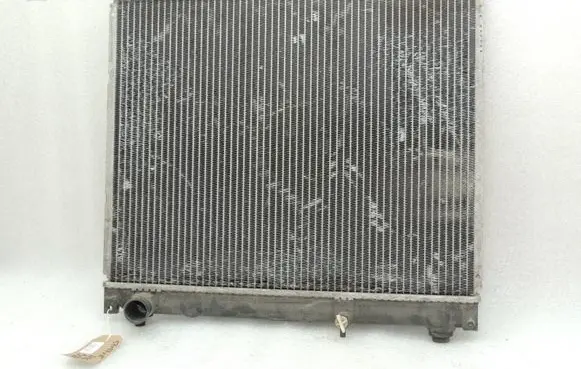 Suzuki Grand Vitara I Coolant radiator 1792056B00 1770065D20 1792066F00