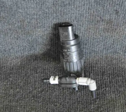 Audi A4 S4 B6 8E 8H Windscreen/windshield washer pump 1K6955651