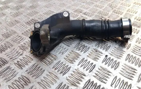 Ford Focus EGR valve line/pipe/hose AV2Q9351BC