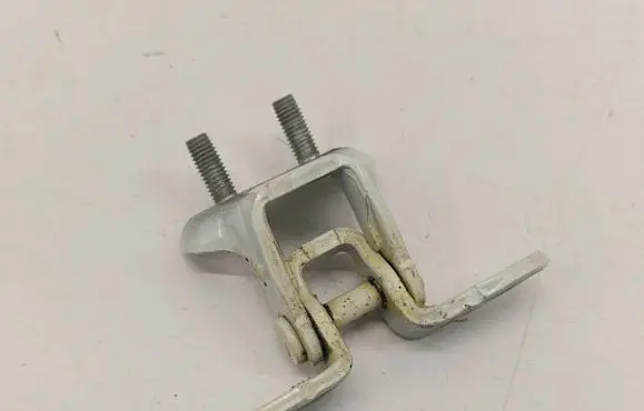 Mitsubishi L200 Rear door upper hinge 