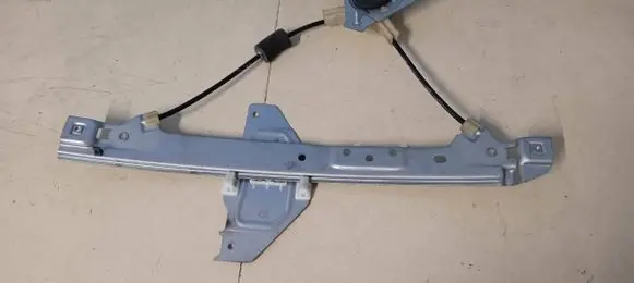 Citroen C3 Rear door manual window regulator 9683129080