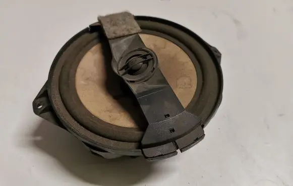 Audi A4 S4 B6 8E 8H Front door speaker 8D5035401B