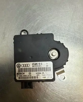 Audi A6 S6 C6 4F Power management control unit 4F0915181A 4F0910181E 0199000013