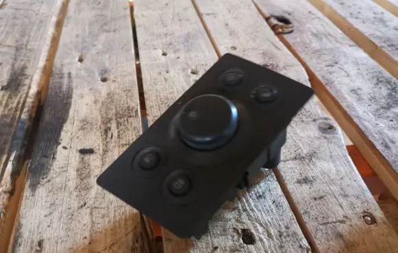 Opel Zafira B Light switch 13205868