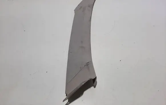 (D)pillar trim (top)