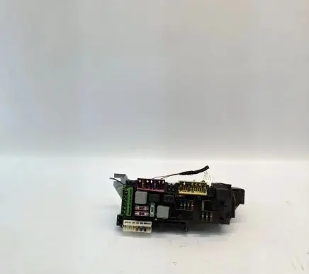 Mercedes-Benz E A207 Fuse box set A2129004401 A2125452832