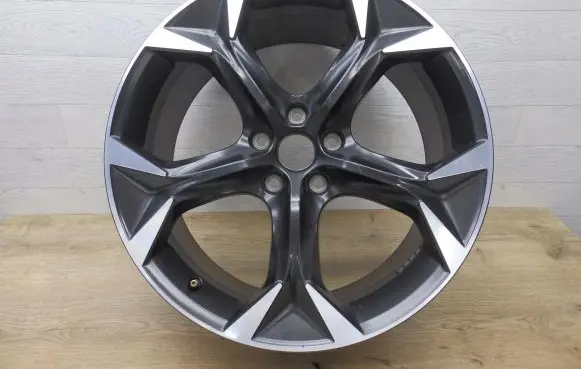 Seat Leon IV R19 alloy rim 