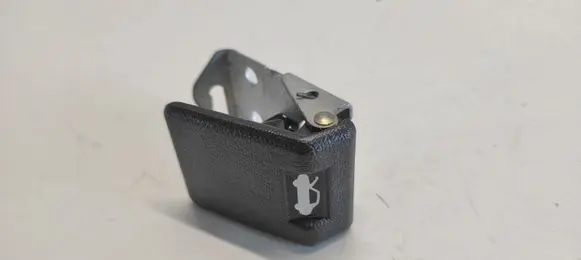 Engine bonnet (hood) release handle