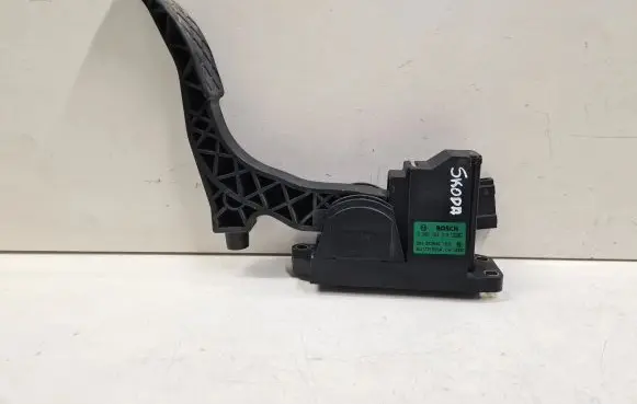 Skoda Fabia Mk1 (6Y) Accelerator throttle pedal 0280752215 283263642 6Q1721503A
