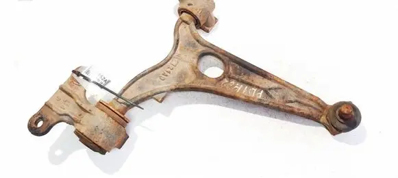 Peugeot 807 Front lower control arm/wishbone