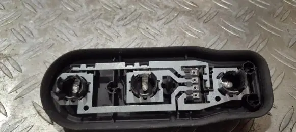 BMW 5 E39 Tail light bulb cover holder 8371324