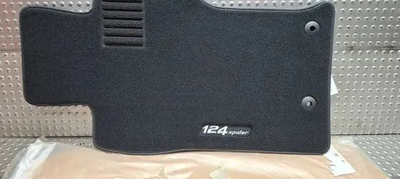 Fiat 124 Spider Front floor mat S26312419 6000615427