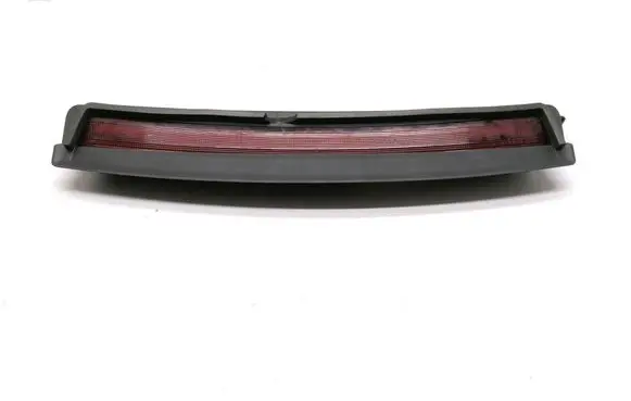 Tesla Model 3 Third/center stoplight 1077405-00-F