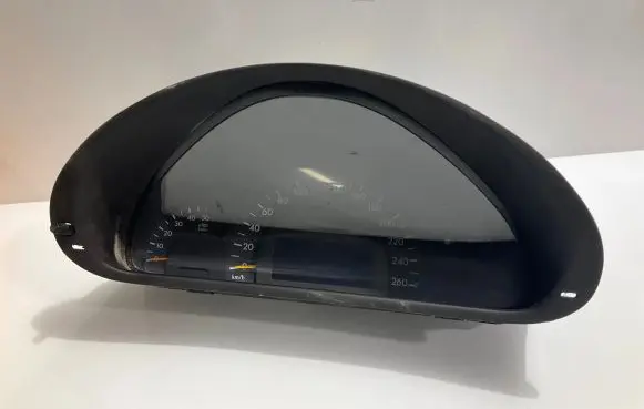 Mercedes-Benz C W203 Speedometer (instrument cluster) A2035401347 110080183 2035401347