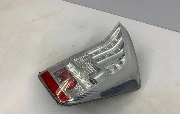 Toyota Prius (XW30) Rear/tail lights