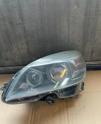 Mercedes-Benz C W204 Headlights/headlamps set 2048207161