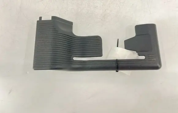 Mercedes-Benz ML W163 Rear seat rail trim cover 531068