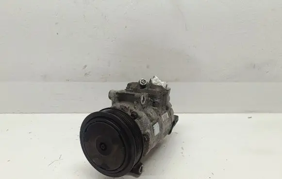 Volkswagen Golf VI Air conditioning (A/C) compressor (pump) 1K0820859T 20100124917 GE4471501931